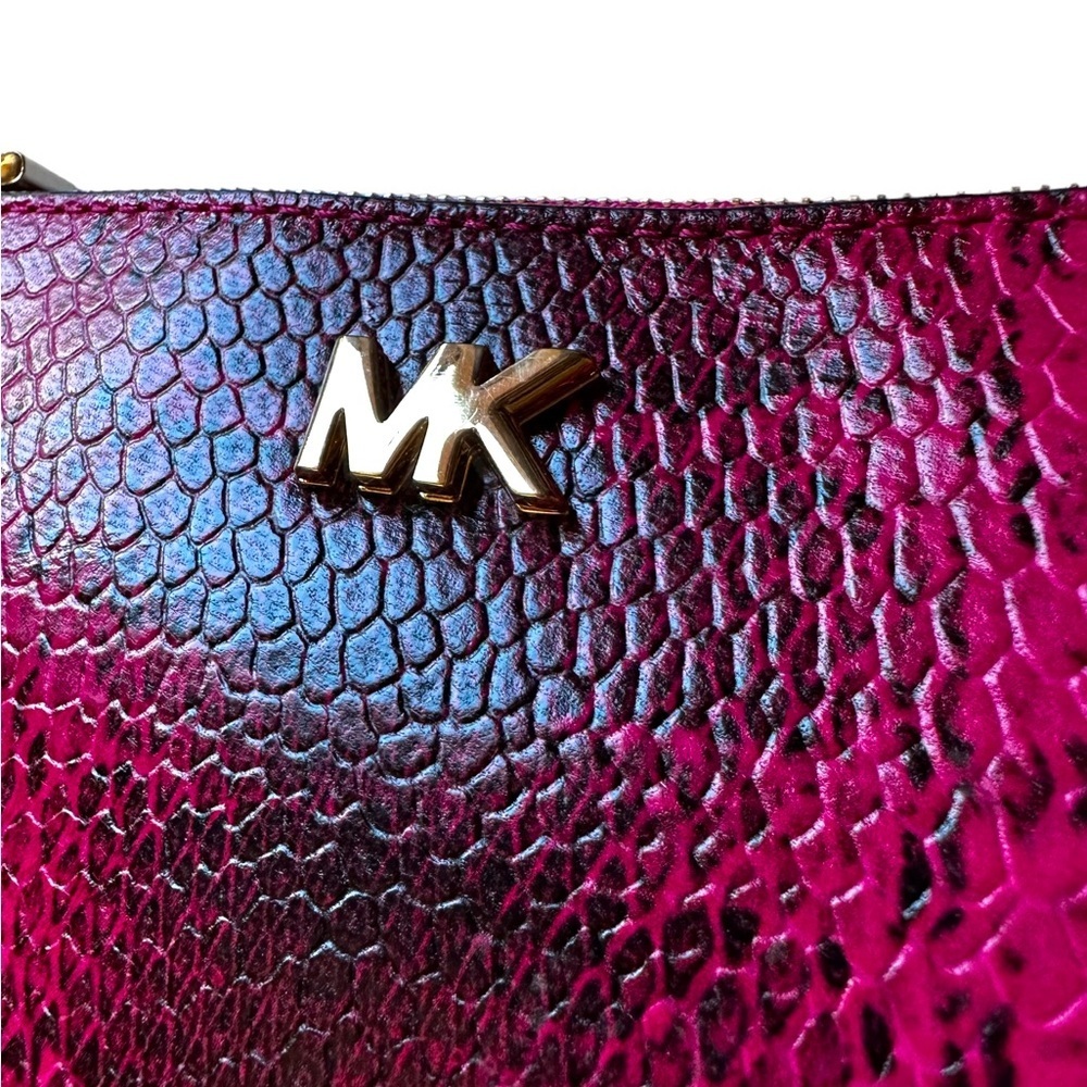 Michael Kors Snakeprint Large Jetset Clutch Fuschia & Black - NWOT - Picture 3 of 11